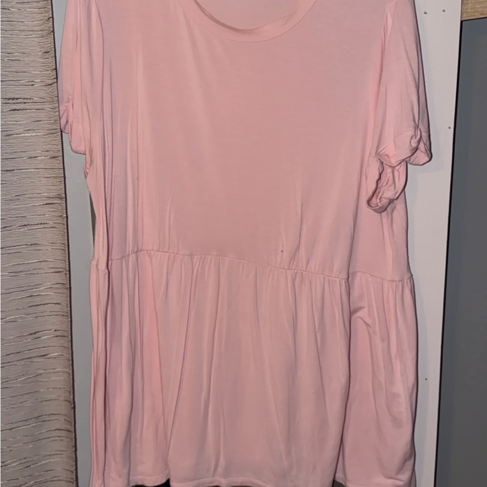 Time and Tru Light Pink Short Sleeve Top